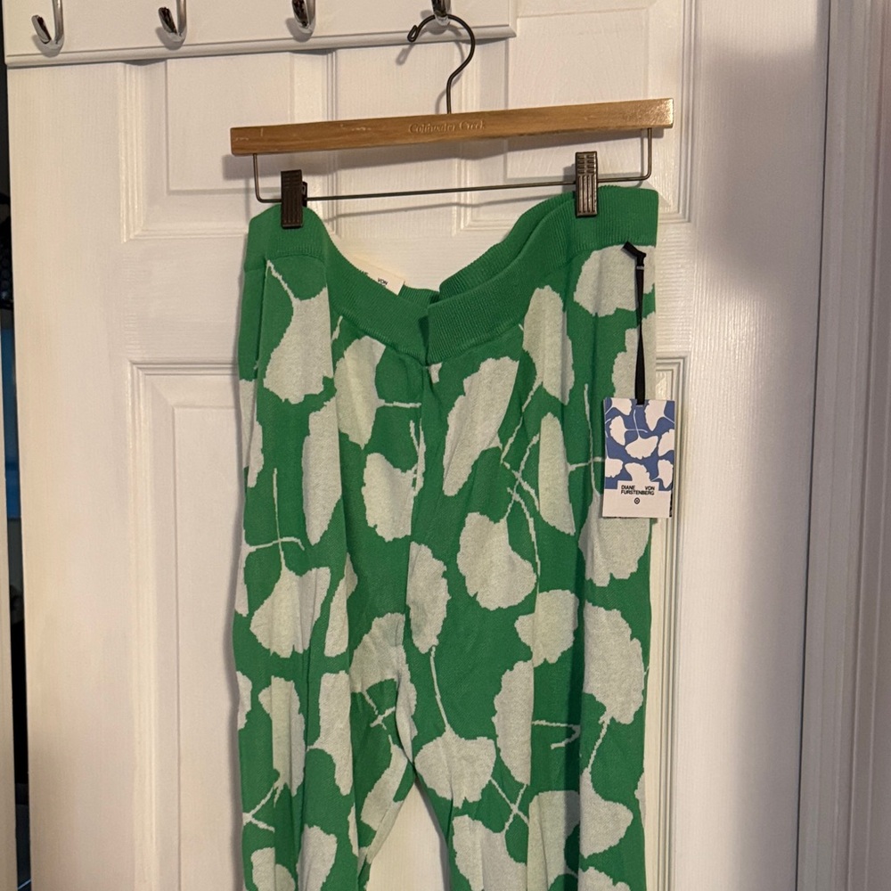 Diane Von Furstenberg Vibrant Green Knitwear
